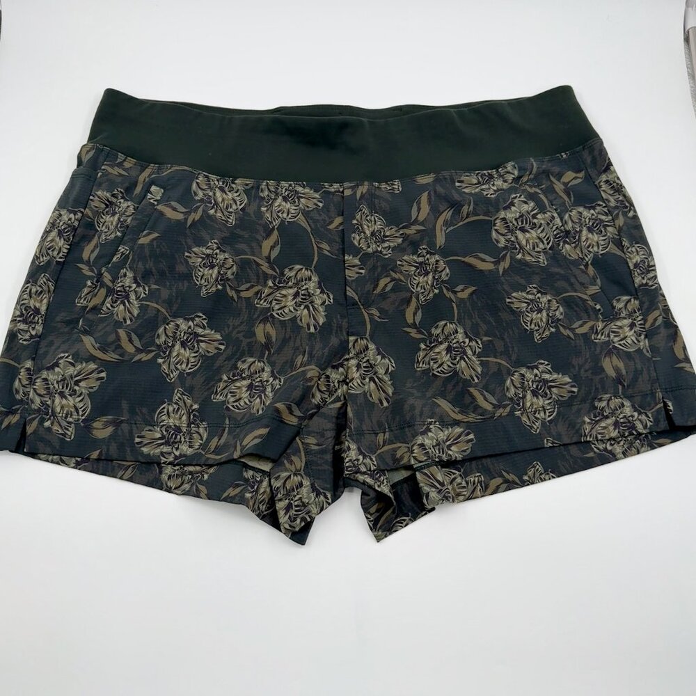 NWOT Athleta Trekkie North Printed Green Floral Women’s Size 20 Zip Pocket Short